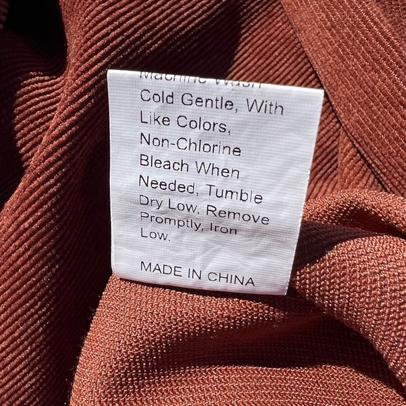 Burnt Orange Velvet Mini Skirt with Slit and Zipper Side - Picture 13 of 13